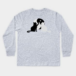 Yin yang cat Kids Long Sleeve T-Shirt